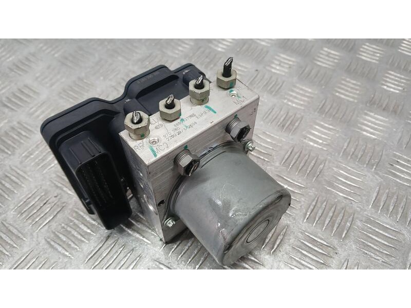 Recambio de abs para lynk & co 01 phev referencia OEM IAM 8890337505  970380