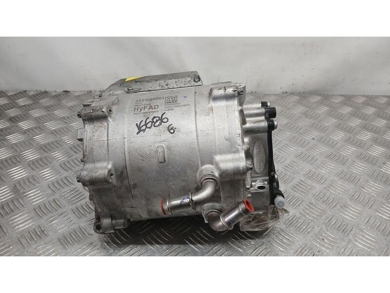 Recambio de alternador para lynk & co 01 phev referencia OEM IAM 8891099863 HYFAD P30001270870 P8891099863