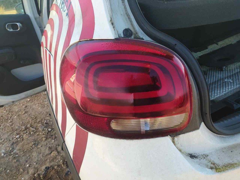 Recambio de piloto trasero izquierdo para citroën c3 live pack referencia OEM IAM 9812257580  