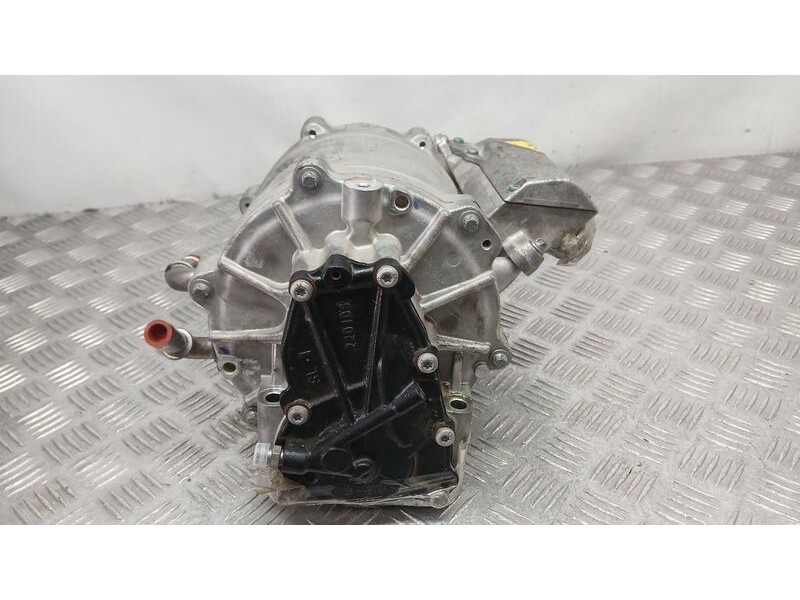 Recambio de alternador para lynk & co 01 phev referencia OEM IAM 8891099863 HYFAD P30001270870 P8891099863