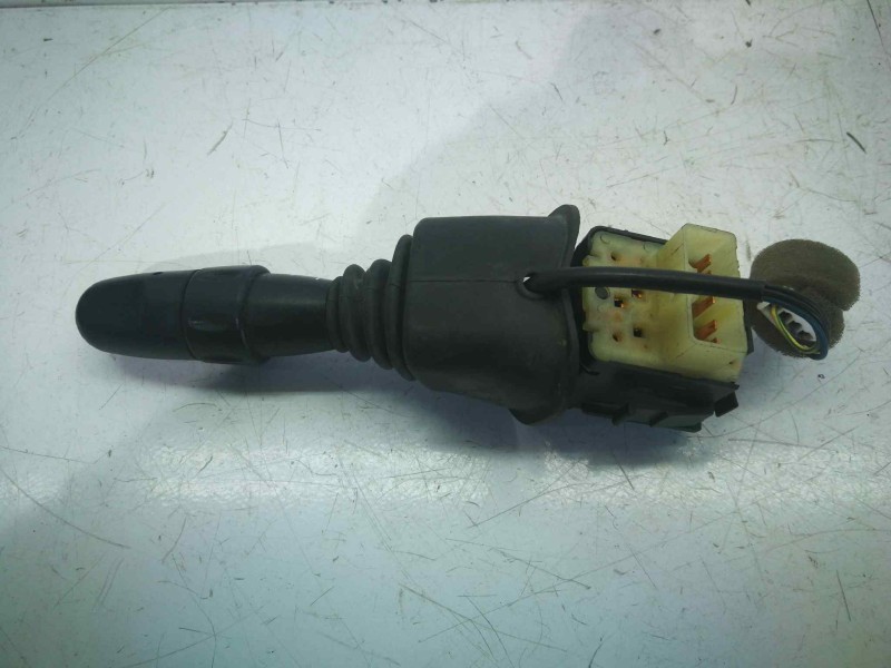 Recambio de mando limpia para chevrolet lacetti se referencia OEM IAM 96552843  96552843