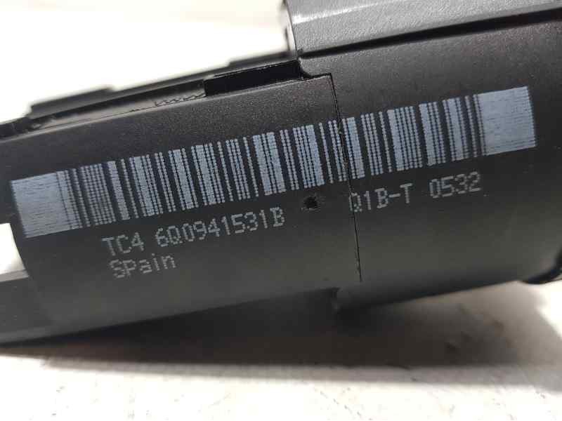 Recambio de mando luces para volkswagen polo (9n1) trendline referencia OEM IAM 6Q0941531B  