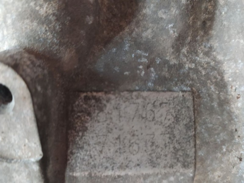 Recambio de caja cambios para hyundai i30 classic referencia OEM IAM 4300023350 71637 5VELOCIDADES