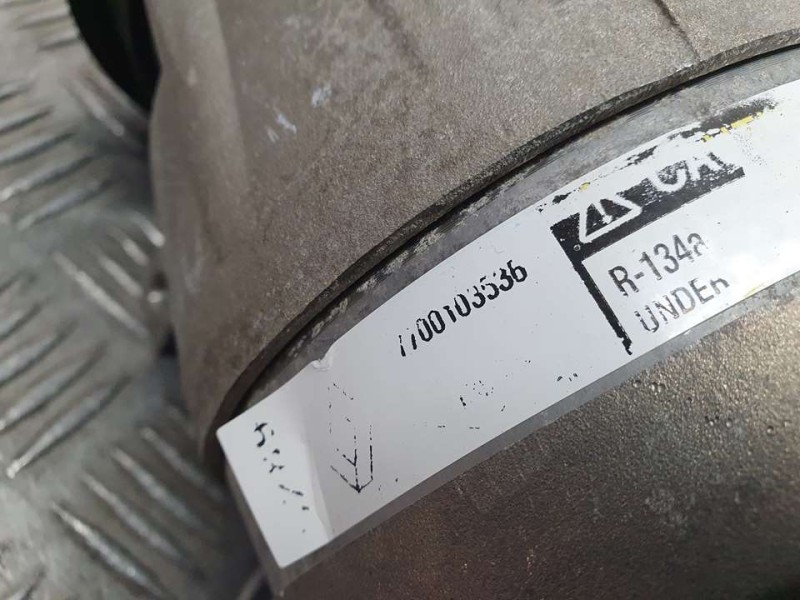 Recambio de compresor aire acondicionado para renault megane i fase 2 classic (la..) 1.4 16v rxe referencia OEM IAM 7700103536  