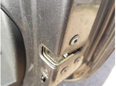 CERRADURA PUERTA TRASERA DERECHA B001173880 