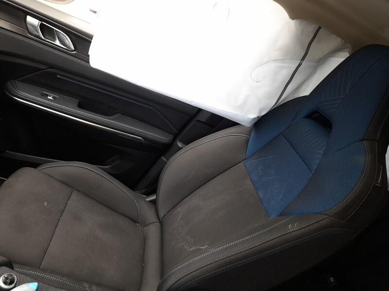 Recambio de asiento delantero derecho para lynk & co 01 phev referencia OEM IAM   
