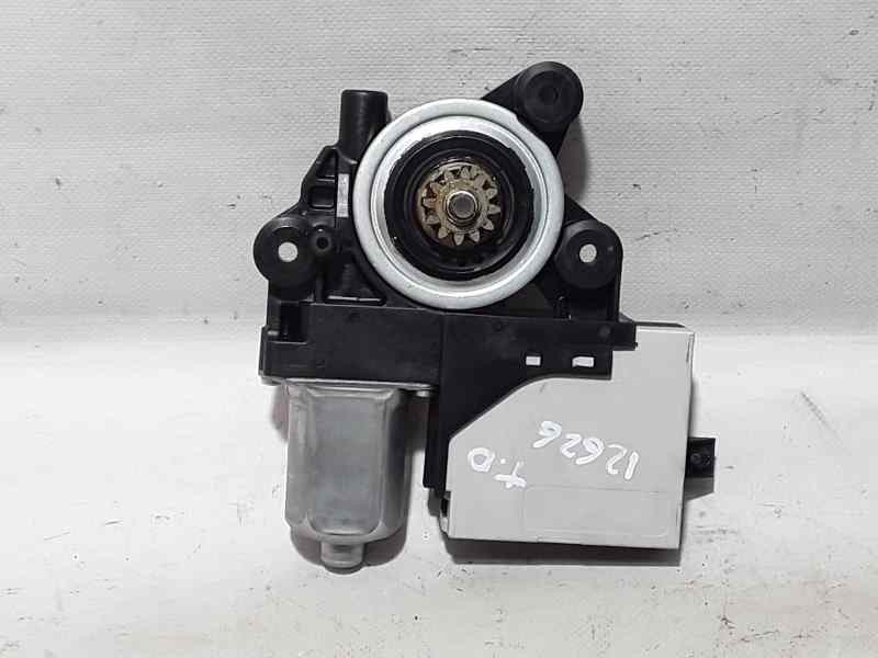 Recambio de motor elevalunas trasero derecho para ford kuga (cbv) trend referencia OEM IAM 7M5T14B534CD 942414103 BROSE