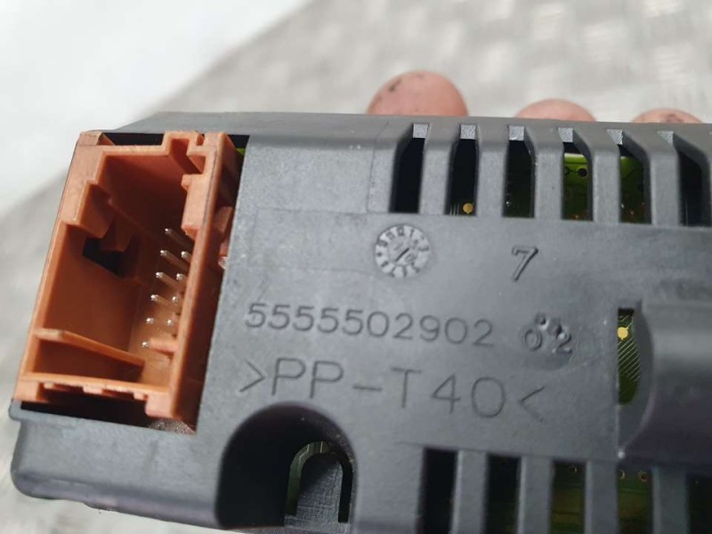 Recambio de pantalla multifuncion para peugeot 308 confort referencia OEM IAM 5555502902  