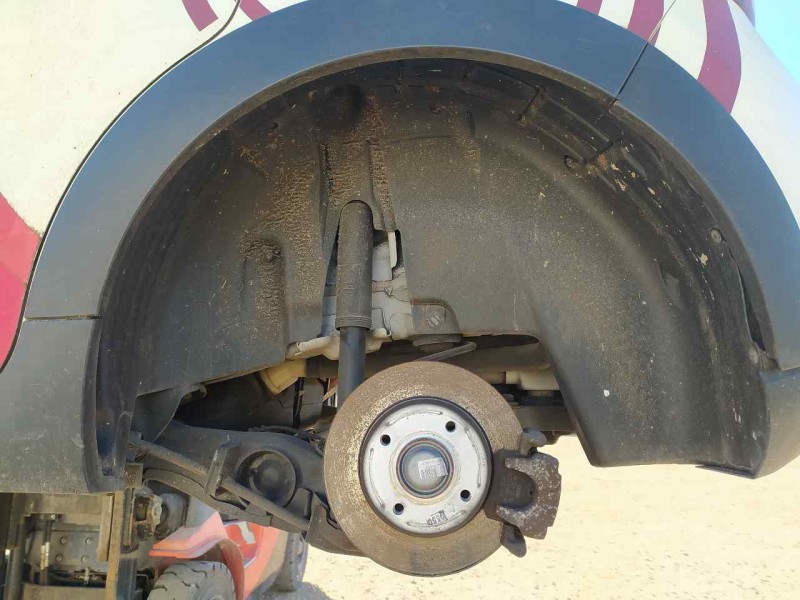 Recambio de plastico pase rueda tras. izq. para citroën c3 live pack referencia OEM IAM 9811931780  