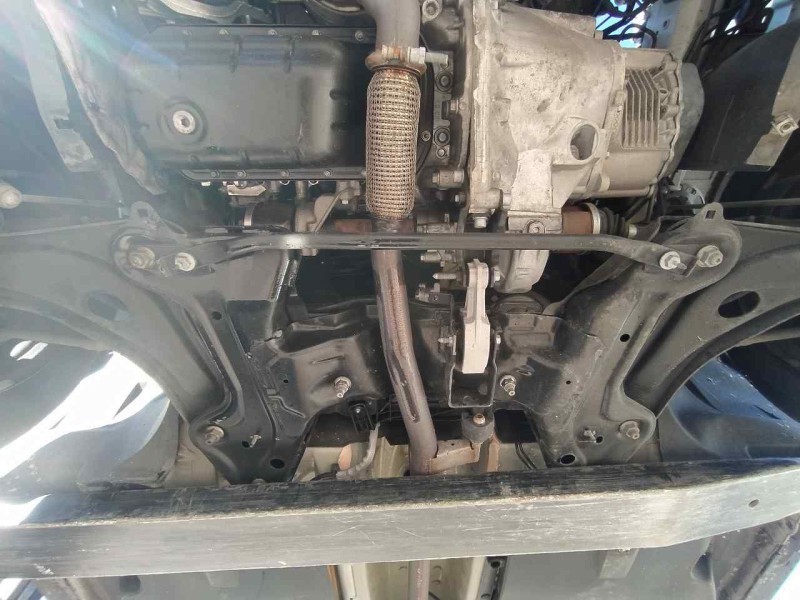 Recambio de puente delantero para citroën c3 live pack referencia OEM IAM 9807026780  