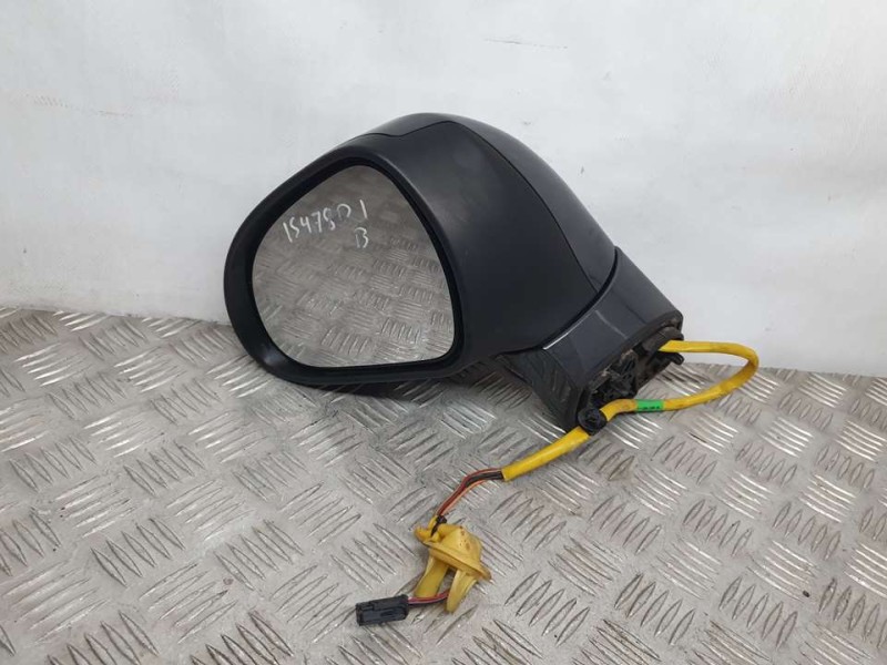 Recambio de retrovisor izquierdo para peugeot 308 confort referencia OEM IAM SIN REF  ELECTRICO 6 CABLES