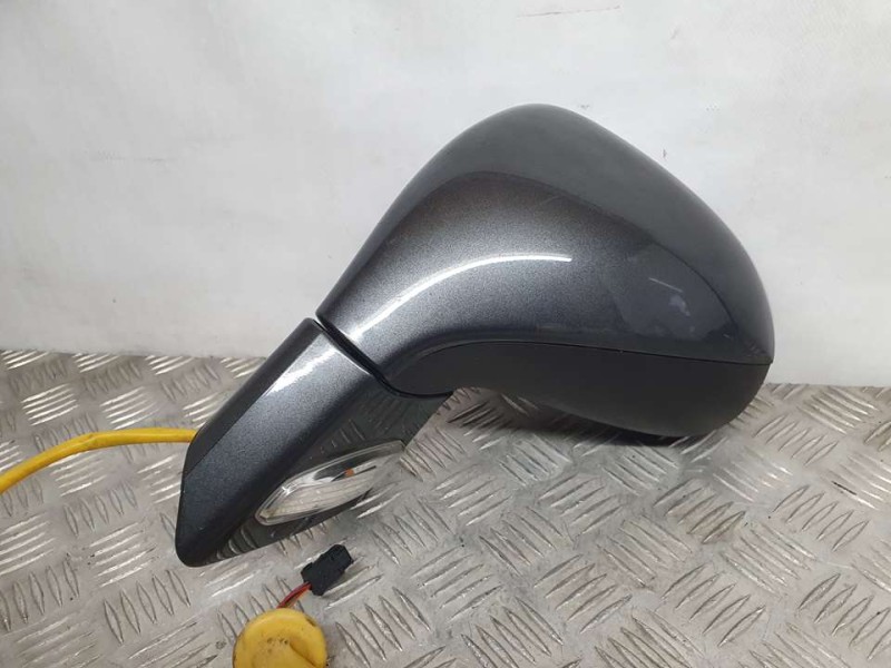 Recambio de retrovisor izquierdo para peugeot 308 confort referencia OEM IAM SIN REF  ELECTRICO 6 CABLES