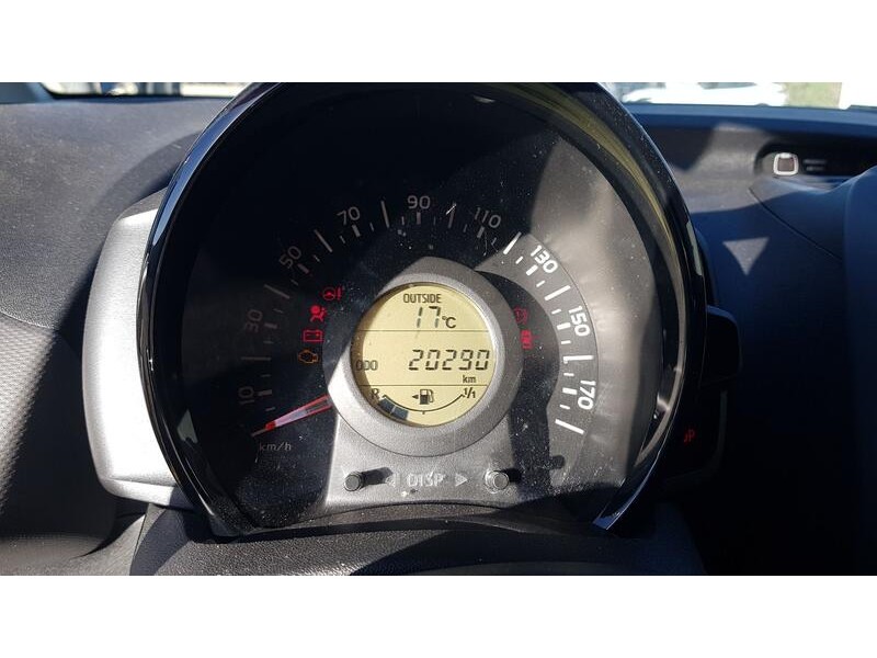 Recambio de cuadro instrumentos para peugeot 108 1.0 vti 72 referencia OEM IAM 16119880ZD  