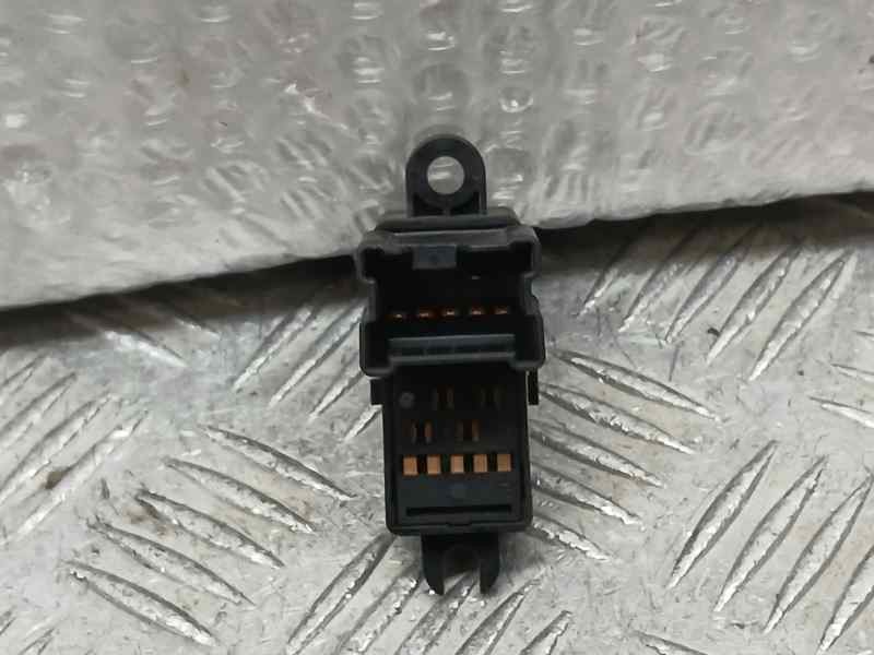 Recambio de mando elevalunas delantero derecho para nissan note (e11e) acenta referencia OEM IAM 25411EA00A  