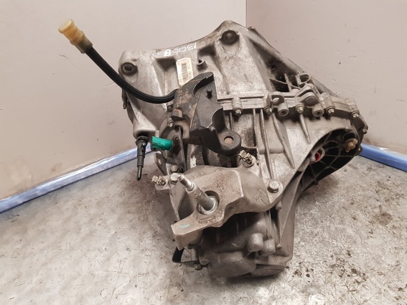 Recambio de caja cambios para renault laguna iii expression referencia OEM IAM TL4017 190508 6VELOCIDADES
