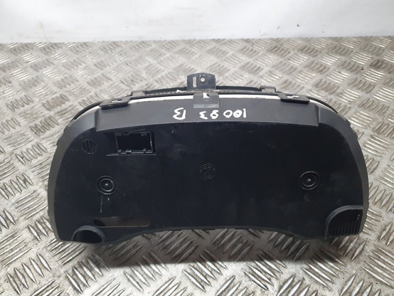 Recambio de cuadro instrumentos para fiat punto berlina (188) 1.2 8v elx (i) referencia OEM IAM 46833455 6690689 