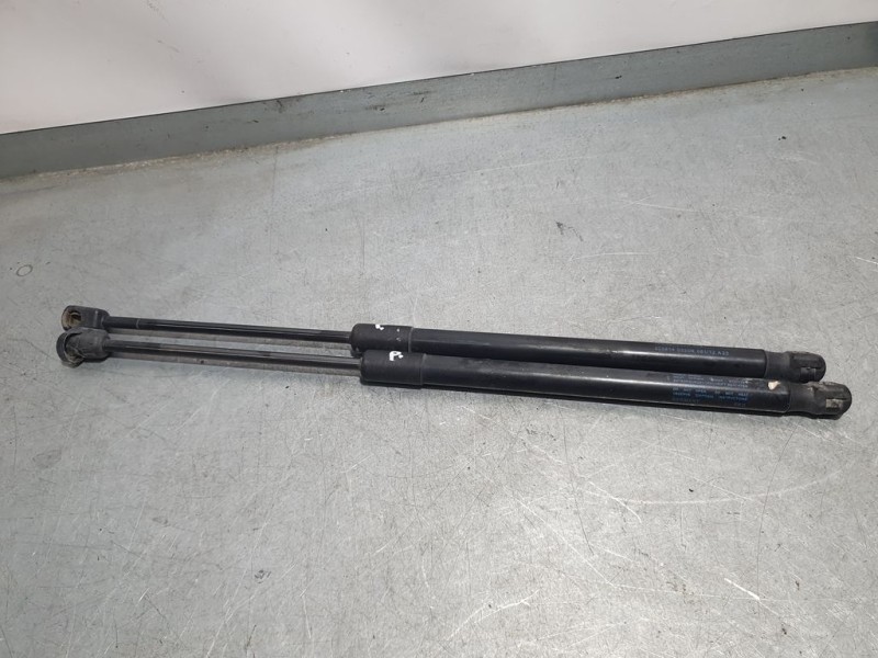 Recambio de amortiguadores maletero / porton para volkswagen scirocco (137) 1.4 tsi (90kw) referencia OEM IAM 1K8827550A  320N