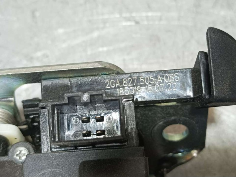 Recambio de cerradura maletero / porton para volkswagen t-roc bluemotion referencia OEM IAM 2GA827505A08S  ELECTRICA