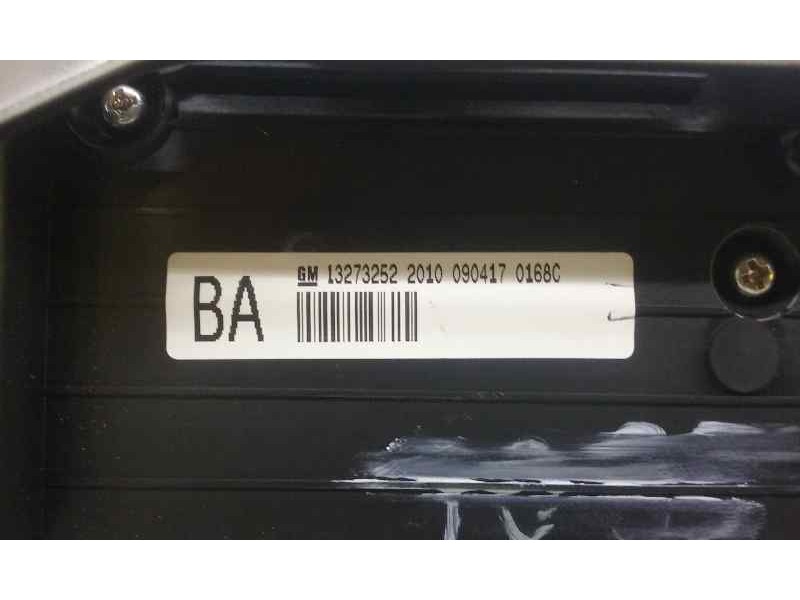 Recambio de mando radio para opel insignia berlina cosmo referencia OEM IAM 13273252  ALPS