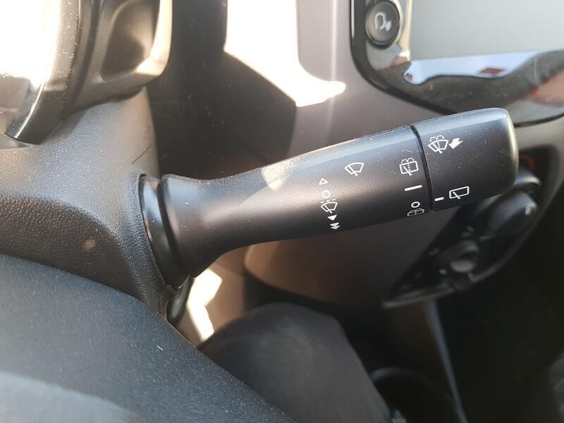 Recambio de mando luces y limpia para peugeot 108 1.0 vti 72 referencia OEM IAM B000796480 B000796480 LUCES    B000777880 LIMPIA