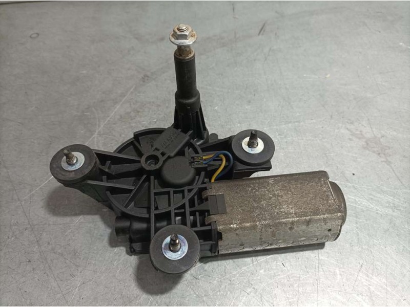 Recambio de motor limpia trasero para fiat nuova 500 (150) mild hybrid referencia OEM IAM 2596001371  DENSO