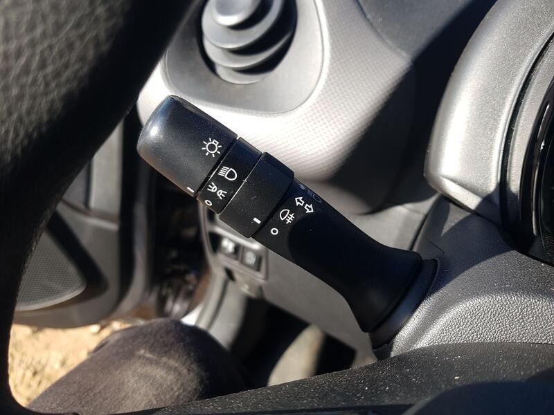 Recambio de mando luces y limpia para peugeot 108 1.0 vti 72 referencia OEM IAM B000796480 B000796480 LUCES    B000777880 LIMPIA