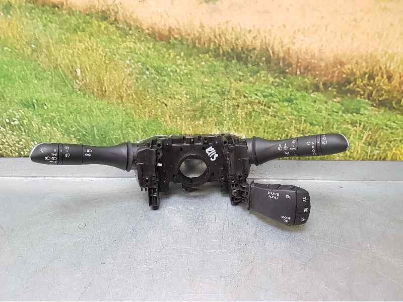 Recambio de mando luces y limpia para renault kadjar experience referencia OEM IAM 255678341R  