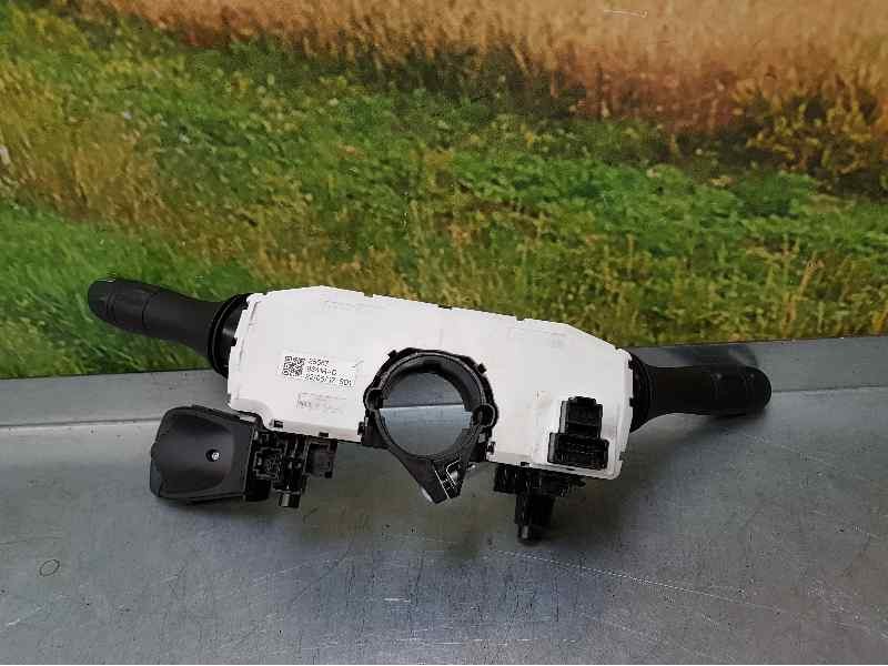 Recambio de mando luces y limpia para renault kadjar experience referencia OEM IAM 255678341R  