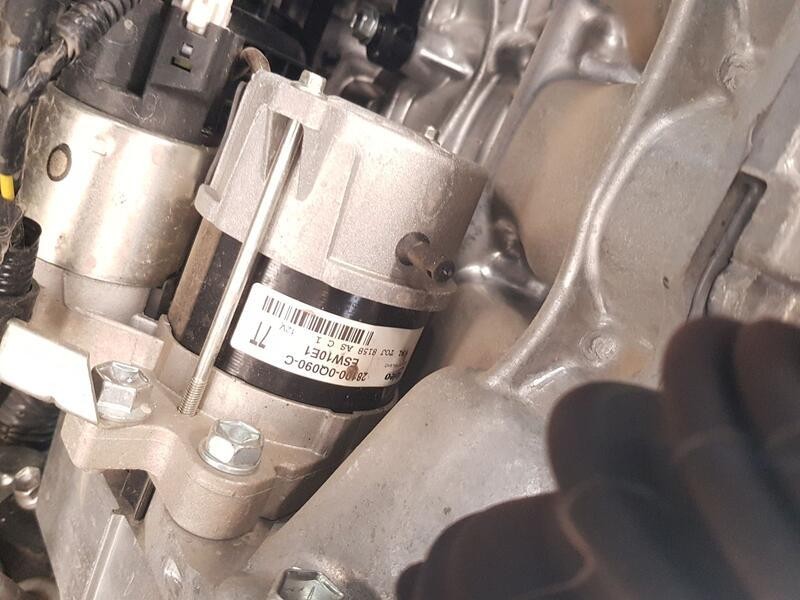 Recambio de motor arranque para peugeot 108 1.0 vti 72 referencia OEM IAM 281000Q090C VALEO ESW10E1