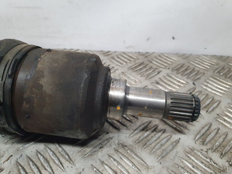 Recambio de transmision delantera izquierda para fiat punto berlina (188) 1.2 8v elx (i) referencia OEM IAM SIN REF  