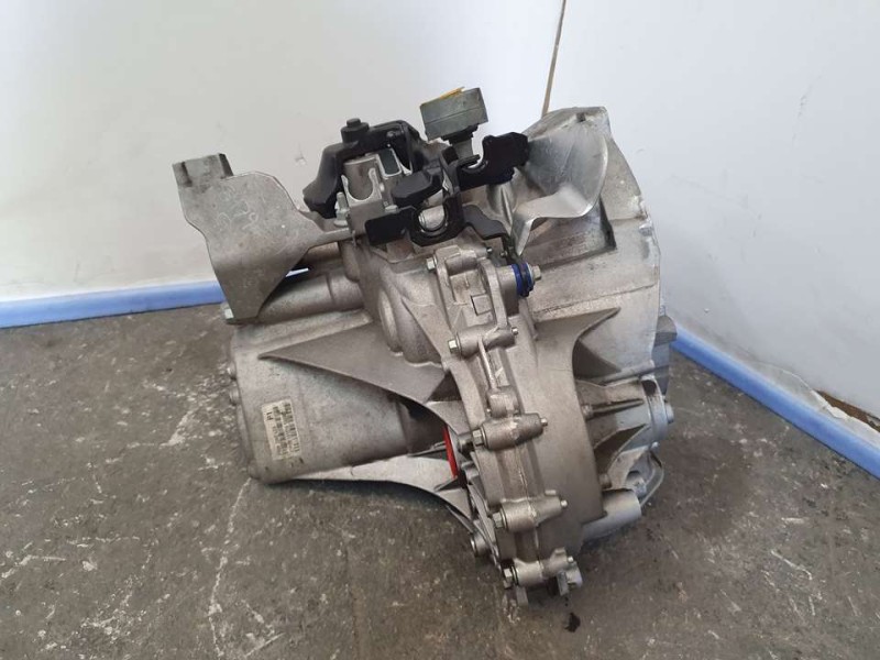 Recambio de caja cambios para ford focus lim. business referencia OEM IAM F1DR7002LDA 131015 6VELOCIDADES