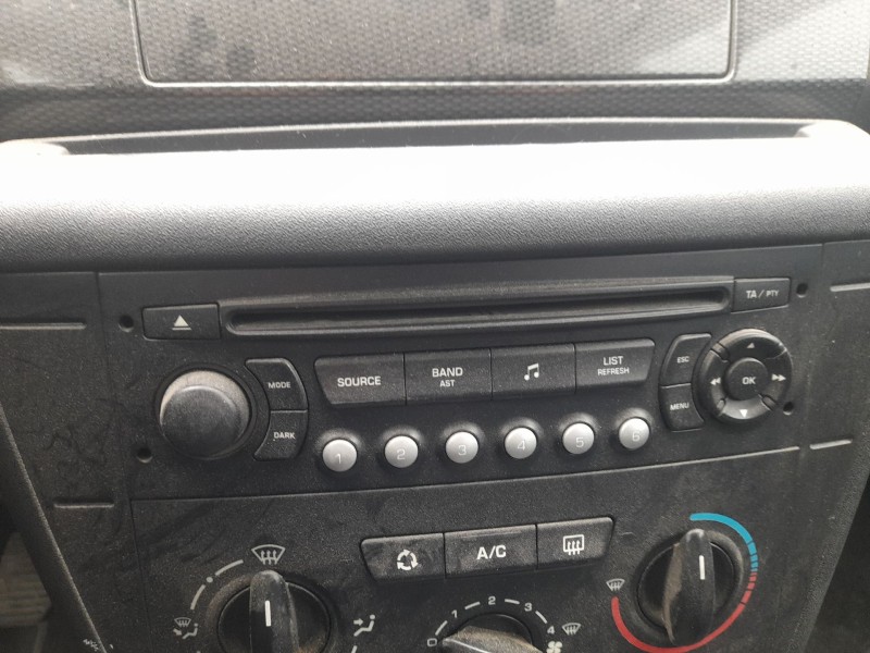 Recambio de sistema audio / radio cd para citroën c4 coupé (la_) 1.4 16v referencia OEM IAM 657932  