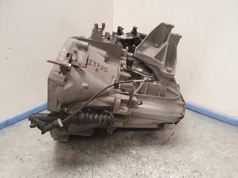 Recambio de caja cambios para peugeot 508 sw active referencia OEM IAM 20MB27 0986874 6VELOCIDADES