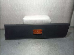 Recambio de moldura para peugeot boxer combi 333 l2h2 allure blue-hdi 165 referencia OEM IAM 1317360070 1306612070 TRASERA IZQUI