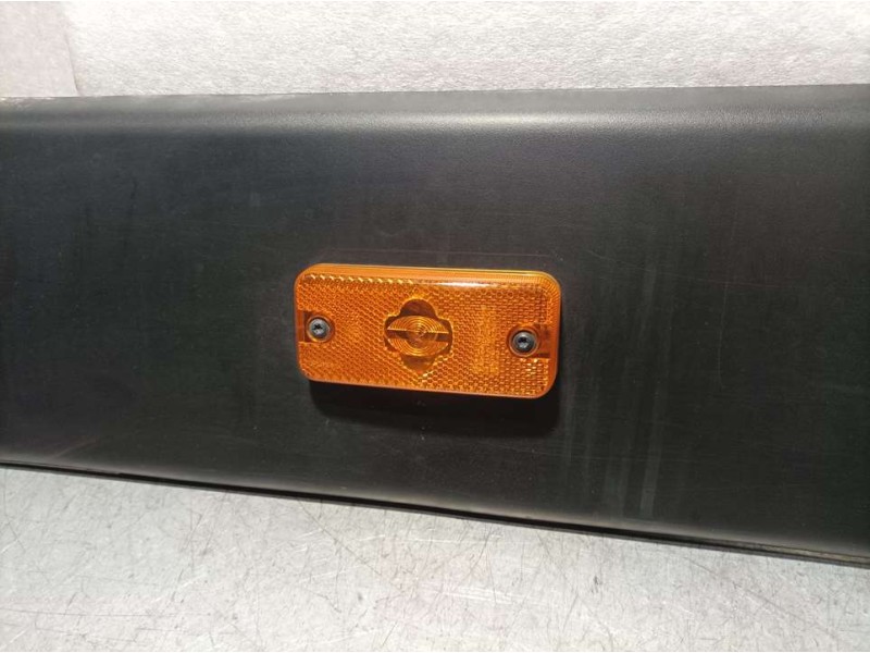 Recambio de moldura para peugeot boxer combi 333 l2h2 allure blue-hdi 165 referencia OEM IAM 1317360070 1306612070 TRASERA IZQUI