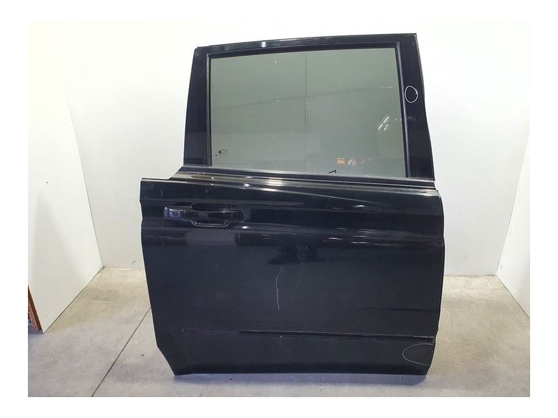 Recambio de puerta trasera derecha para ssangyong actyon sports xdi 4wd referencia OEM IAM 6302132105  TOCADA