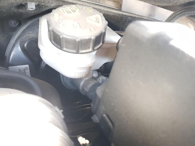 Recambio de bomba freno para ford fiesta vii (hj, hf) 1.0 ecoboost referencia OEM IAM 2557501  