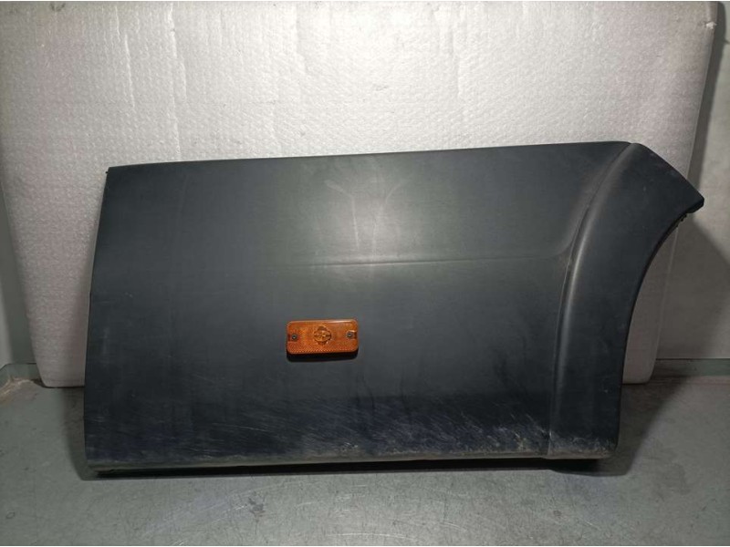 Recambio de moldura para peugeot boxer combi 333 l2h2 allure blue-hdi 165 referencia OEM IAM 13117106070 1317365070 TRASERA DERE