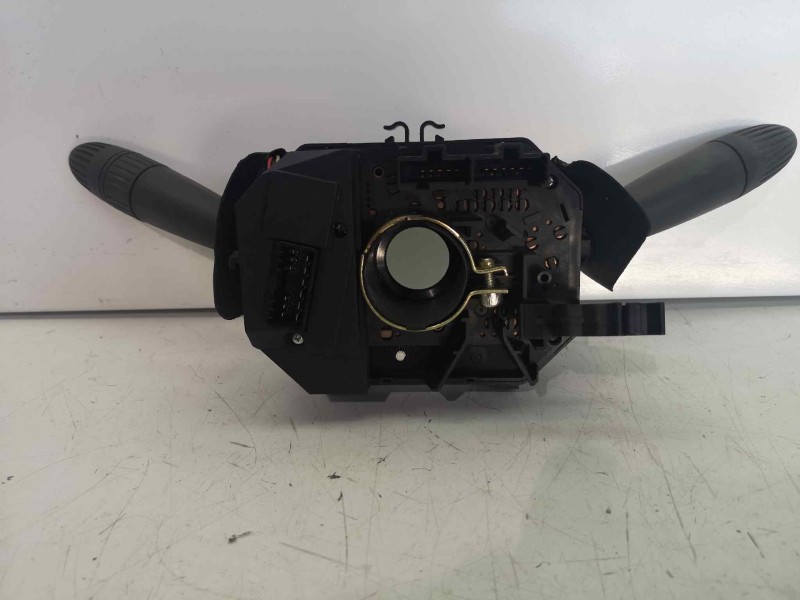 Recambio de mando luces y limpia para fiat punto berlina (188) referencia OEM IAM   