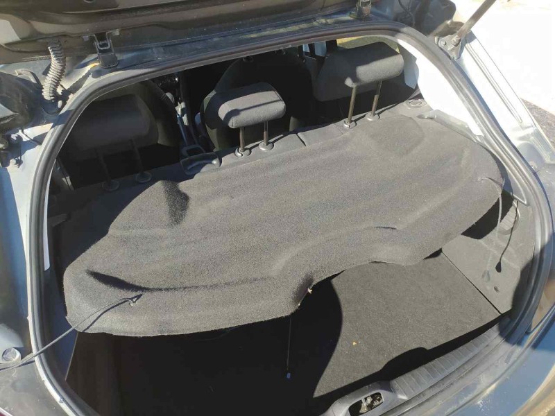 Recambio de bandeja trasera para peugeot 208 style referencia OEM IAM 96737666ZD  