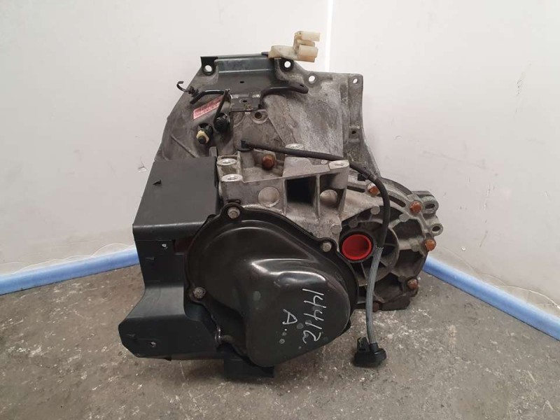 Recambio de caja cambios para ford fiesta (ccn) ambiente referencia OEM IAM BA6R7002ABE 190314 5VELOCIDADES