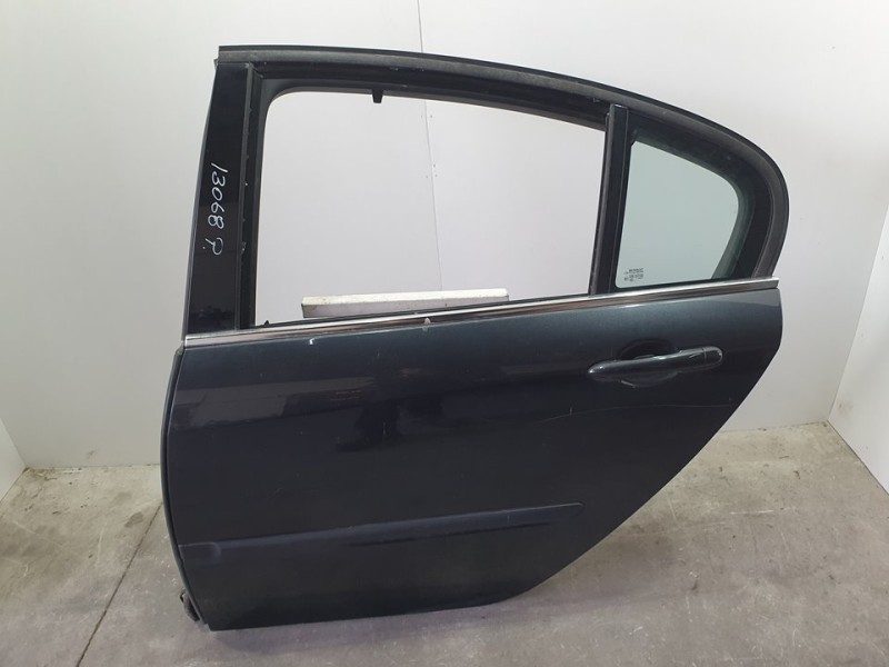 Recambio de puerta trasera izquierda para renault laguna iii expression referencia OEM IAM   RALLADO