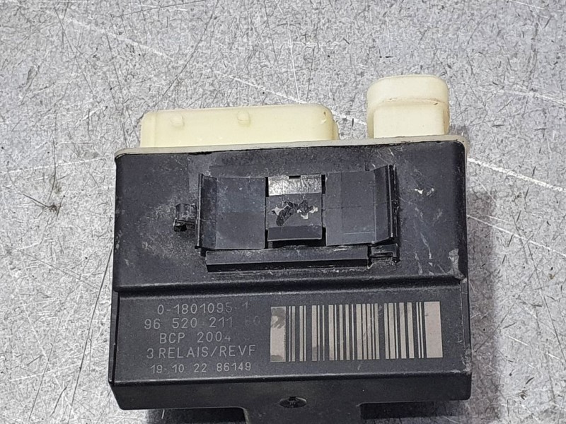 Recambio de caja precalentamiento para citroën c-elysée shine referencia OEM IAM 9625021180 01801051 