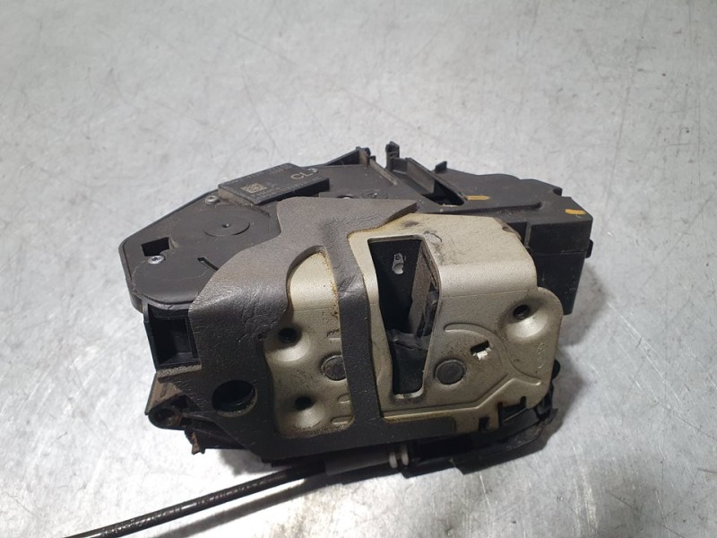 Recambio de cerradura puerta delantera derecha para ford fiesta (ccn) ambiente referencia OEM IAM AM5AU21813AE 4053413877143 FOM