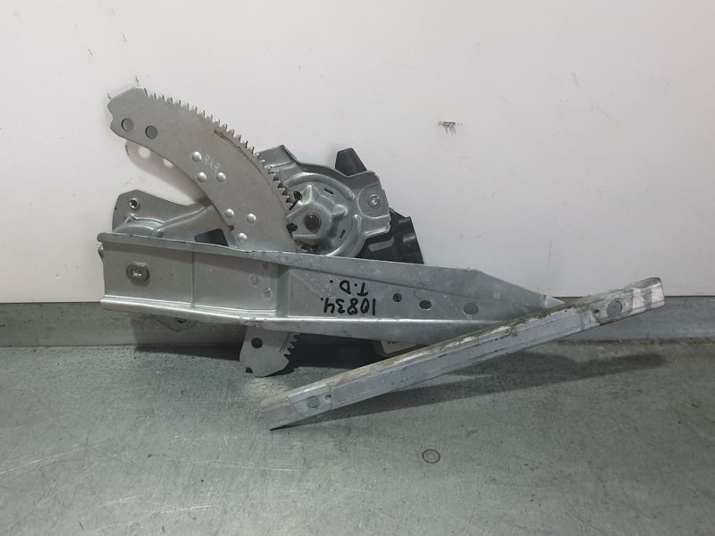 Recambio de elevalunas trasero derecho para nissan note (e11e) acenta referencia OEM IAM  2 PINS ELECTRICO