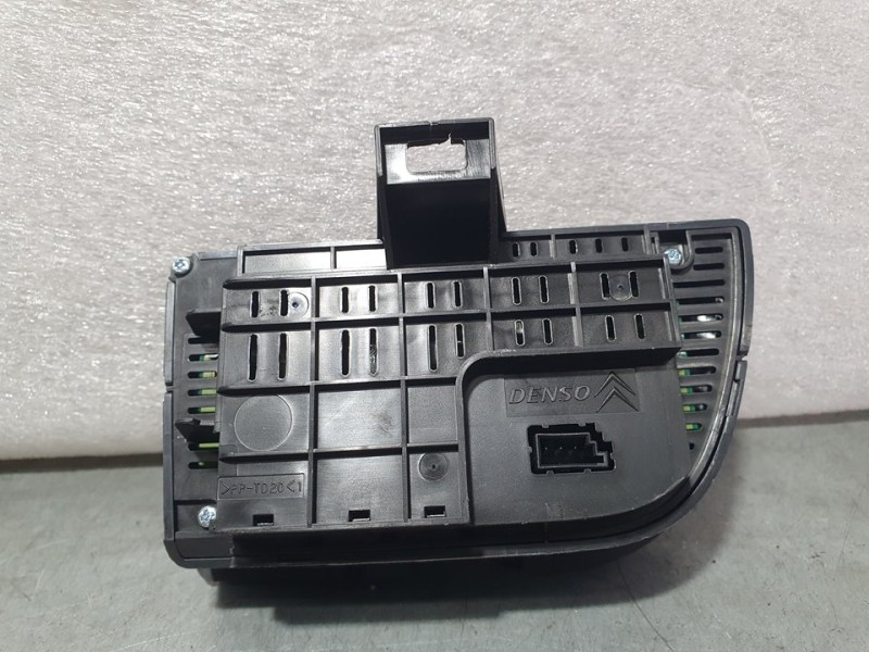 Recambio de mando climatizador para citroën c4 picasso exclusive referencia OEM IAM 9650868877 A83007600 DERECHO