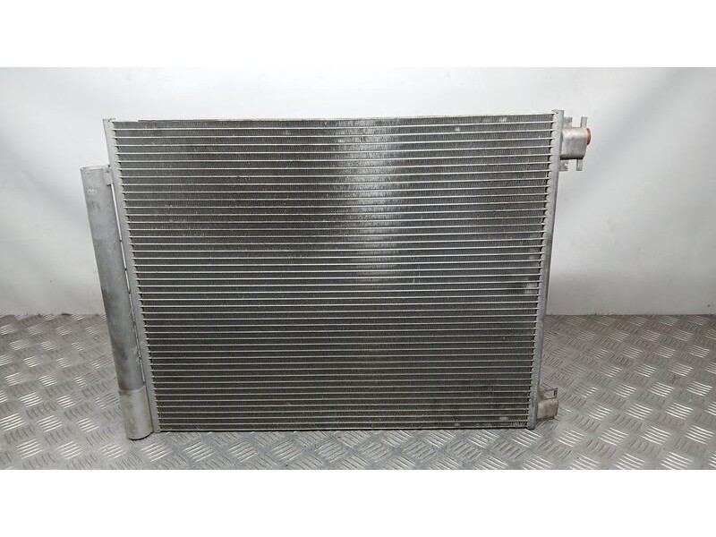 Recambio de condensador / radiador aire acondicionado para renault megane iv berlina 5p business referencia OEM IAM 921008540R M