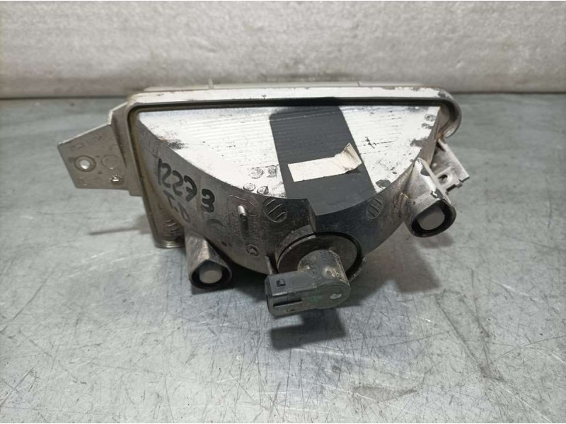 Recambio de piloto trasero derecho paragolpes para fiat bravo (198) 1.9 dynamic multijet referencia OEM IAM 27120202  