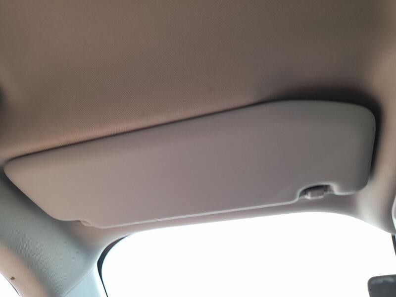 Recambio de parasol izquierdo para peugeot 2008 ii (ud_, us_, uy_, uj_, ur_, uc_) 1.2 puretech 100 referencia OEM IAM 96738898PR