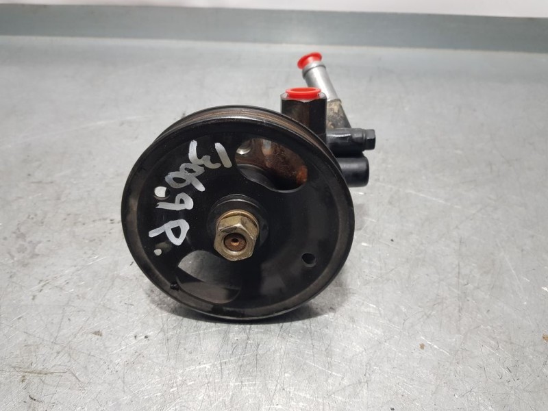 Recambio de bomba direccion para nissan primera berlina (p11) básico referencia OEM IAM   SIN REFERNCIA